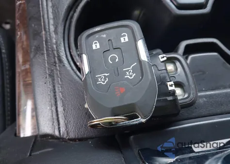 2016 Chevrolet Tahoe Lt z USA, uszkodzony, nr VIN 1GNSKBKC2GR123530